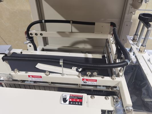 High Speed 450L Automatic Ribbon Rolls Film Wrap Packaging Machine met verpakkingsmachine