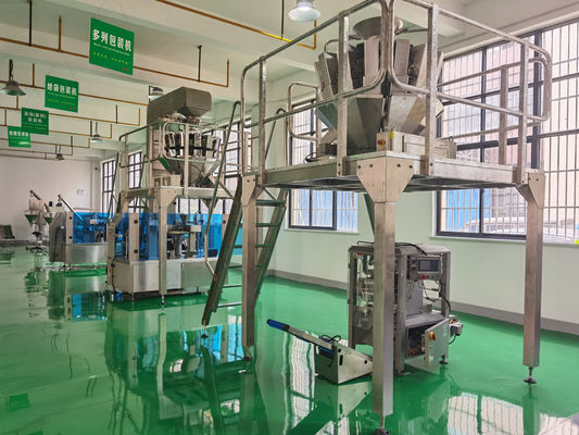 Meerdere weegkoppen Chips Noten Koffiebonen Verticale verpakkingsmachine voor korrels