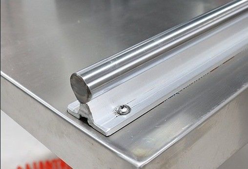 Gasspoelbakverzegel voor kip, vis en groenten in verpakkingen met gemodificeerde atmosfeer