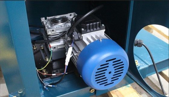 Voorzien van 2022 nieuwste automatische luchthaven bagageverpakkingsmachine met klem en snijfilm