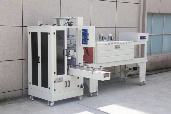 Conveyor Type Tunnel Shrink Wrap Machine voor automatische film voor waterflessen bij 220V