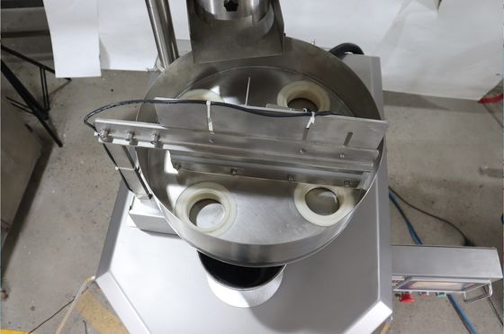 350 kg notenverpakkingsmachine met meetbeker 3-zijdige afdichting zak en warmte afdichting vorm
