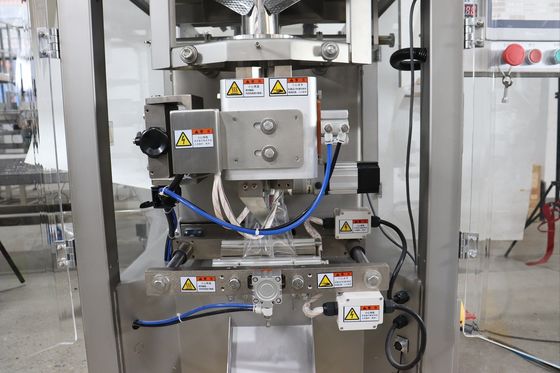 350 kg notenverpakkingsmachine met meetbeker 3-zijdige afdichting zak en warmte afdichting vorm