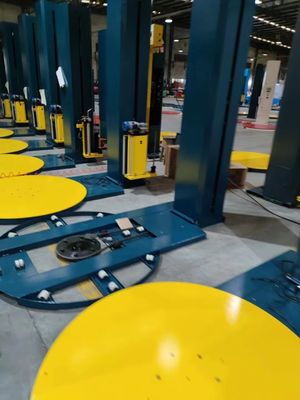 Elektrisch aangedreven automatische rekfilmverpakkingsmachine van type 1650 voor het inpakken van pallets