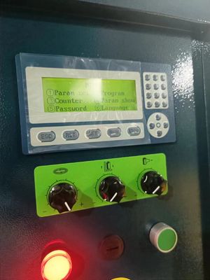 Elektrisch aangedreven automatische rekfilmverpakkingsmachine van type 1650 voor het inpakken van pallets