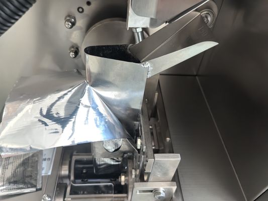 Multifunktioneel automatisch verpakkingsapparaat voor het vullen van theezakken met buitenzak 75 95 mm