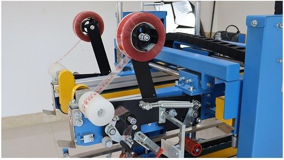 220V/50HZ Automatische pneumatische kleefband kartonnen behuizing hoek rand afdichtmachine