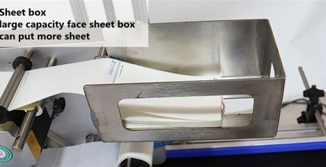 70 kg Volledig automatische kartonpaging-etiketteringsmachine voor express kartonnen verpakkingszak