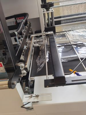 300 kg semi-automatische plastic film L bar afdichting en snijmachine voor energiewinning