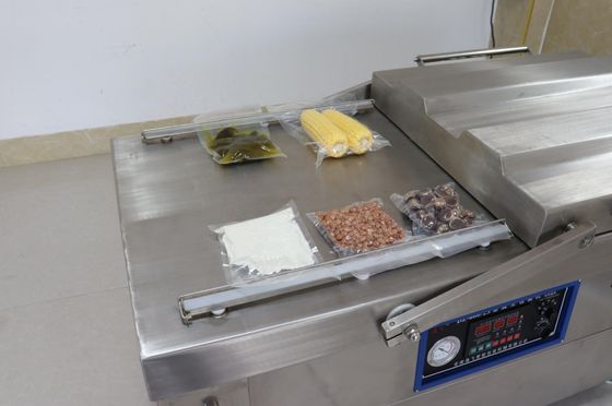 380V/50HZ Dubbele kamer vacuümverpakkingsmachine voor garnalen mozzarella kaas tomaten