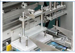 Innovatieve machine voor het verpakken van cellophane voor dranken met een verpakkingssnelheid van 30-60 stuks per minuut